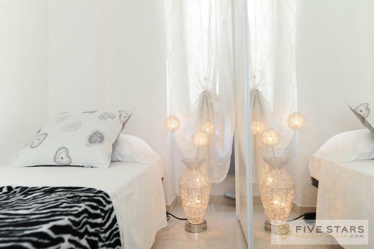 Mini Suite Bijou - Five Stars Holiday House Nice Bagian luar foto